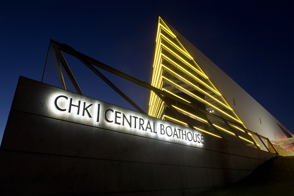 Attention students: For #UCO #jobs listings, click bit.ly/1UfaVF2.  100 unfilled positions for spring so far!