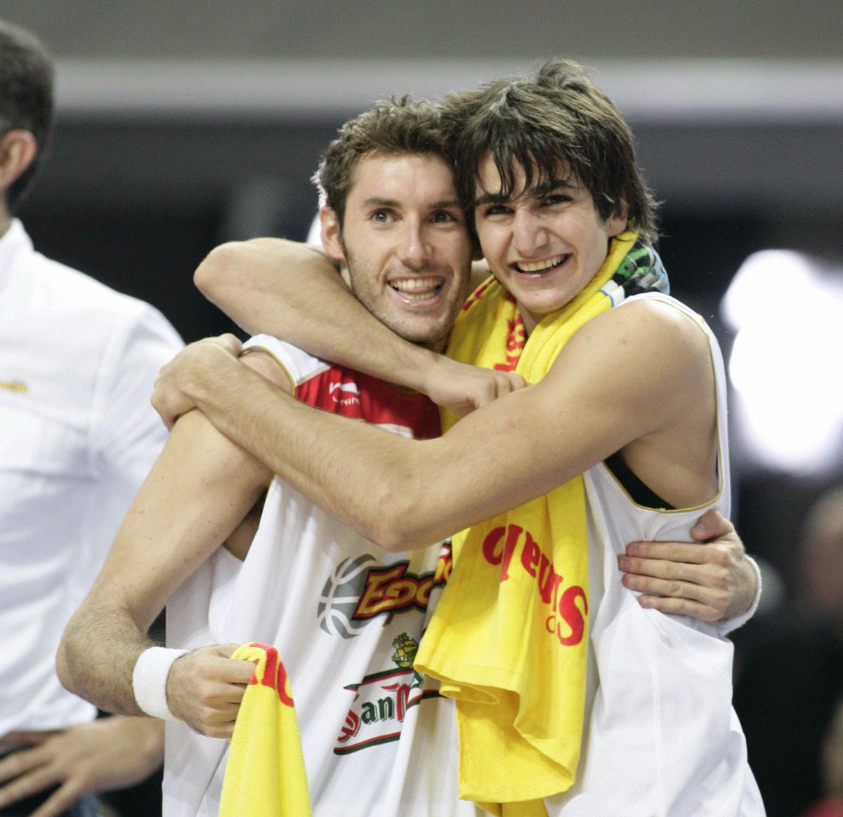 rudy5fernandez's tweet photo. Voto a Ricky Rubio para el AllStar! #NBAVote
Cada RT = Voto oficial! 
#NBA https://t.co/hNbWXFz4cl