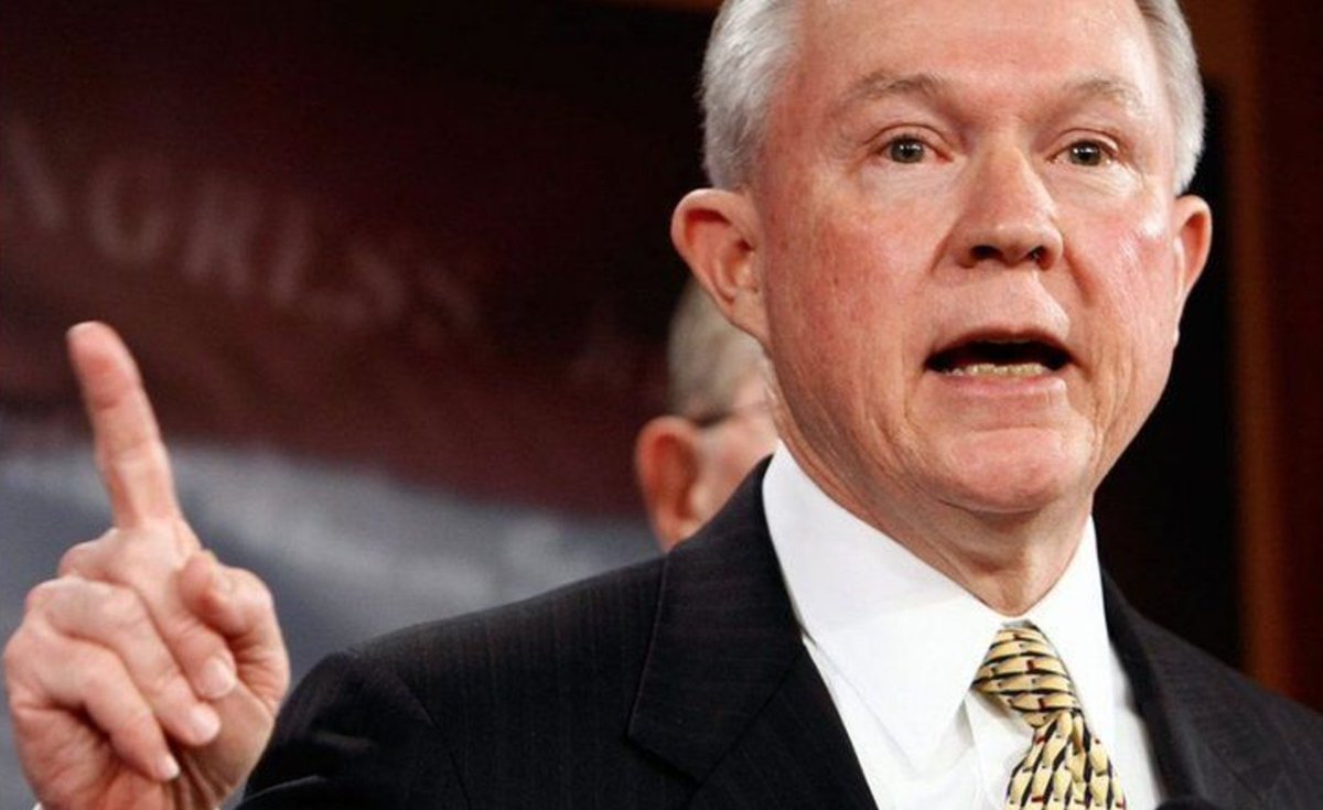 420digitalweb's tweet photo. Attorney General Nominee Jeff Sessions Won't Commit to Not Enforcing Federal #Marijuana Laws https://t.co/5DQkqxiXap #JeffSessions #Cannabis https://t.co/2G8lkc4uBX