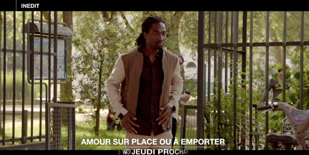 W9's tweet photo. Aussi drôle que maladroit ! Retrouvez @NoomDiawara à 20:55 sur W9 dans le film inédit #AmourSurPlaceOuaEmporter
#ASPOAE https://t.co/jeMPMOr4MN