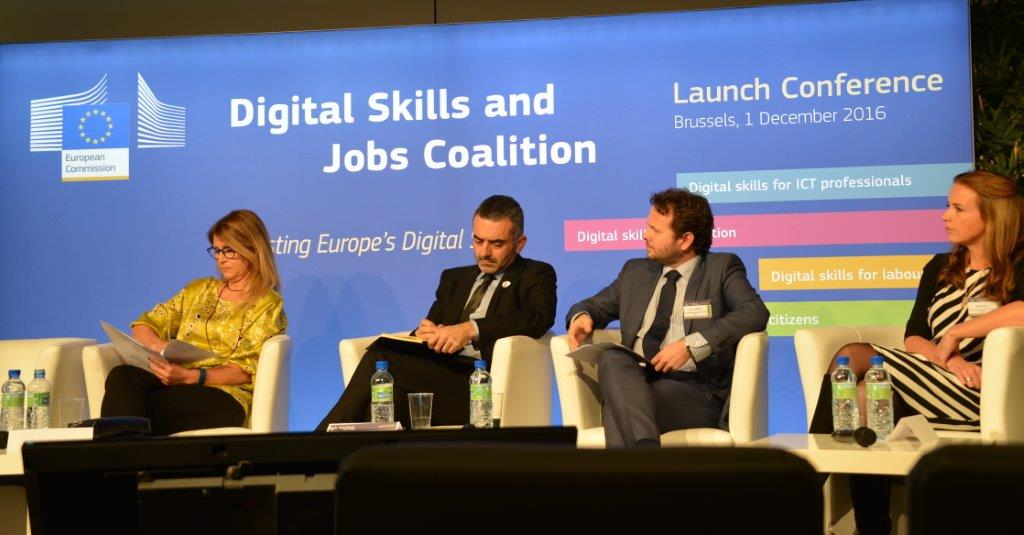 eSkills4Jobs's tweet photo. Warm thanks @ChiaramorelliCm for the excellent shots at the #DSJCoalition https://t.co/jS0GDi6tsf widely appreciated by the participants https://t.co/LOWgBsOCc7