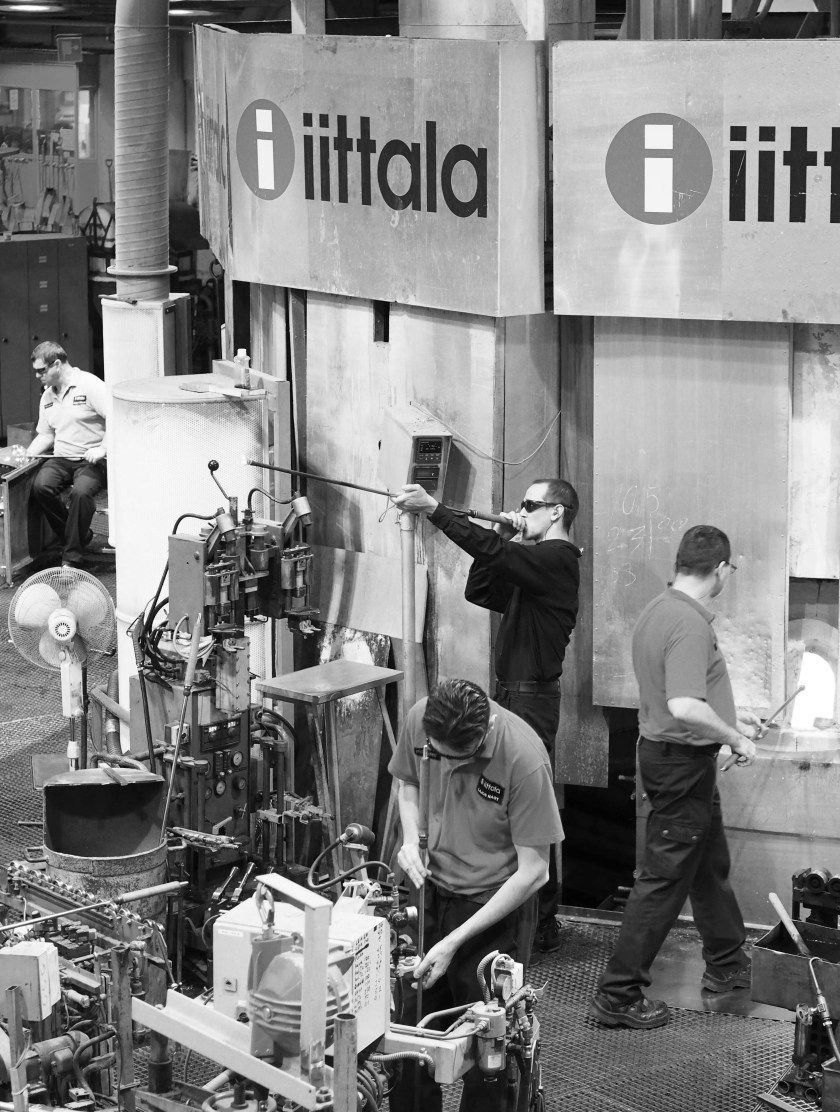 catesthill's tweet image. New post! Your Home Needs This: the story + making behind @IittalaOfficial vase by Finnish architect #alvaraalto buff.ly/2j5fCU7