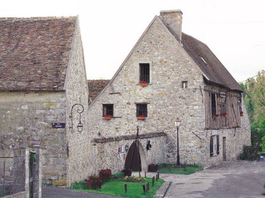 Jlbiet's tweet photo. FLAGY (77) : vente d'un hôtel restaurant (murs et fond) https://t.co/YigGixDasG https://t.co/EnQuruQFPp https://t.co/tlJS2XO7ks