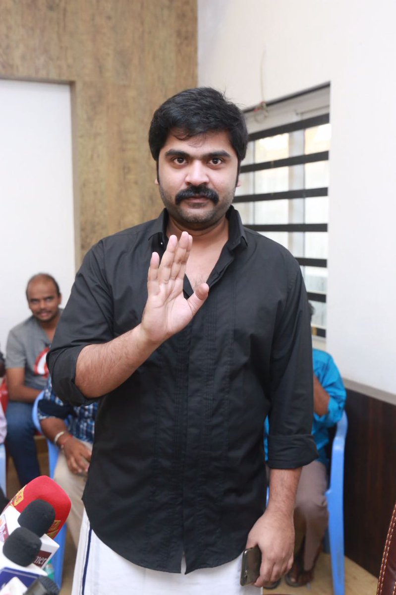 kollymafia's tweet photo. @iam_str at Press Meet Stills #STRForJallikattu | #Simbu | #Jallikattu #Thamizhan #OurSTR https://t.co/wE9aDtsHXU