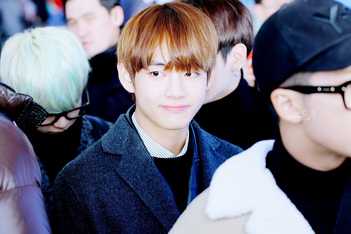 5. 어느새 짐인의 앞에 떡하니 서 있는 남자. 극심한 고통에 배를 움켜잡은 짐인이 남자를 째려보았다.

-누군데 날 따라와요?
-김태횽인데. 니 생리라구 해