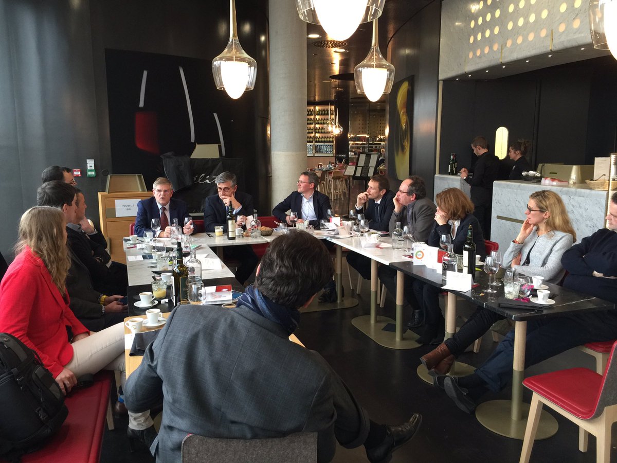 vincentpetre's tweet photo. Innovation within the Wine Spirits and Food industries workshop @PSL_IHEIE with @33entrepreneurs #IHEIE #openinnovation https://t.co/IG22Dyhfy0