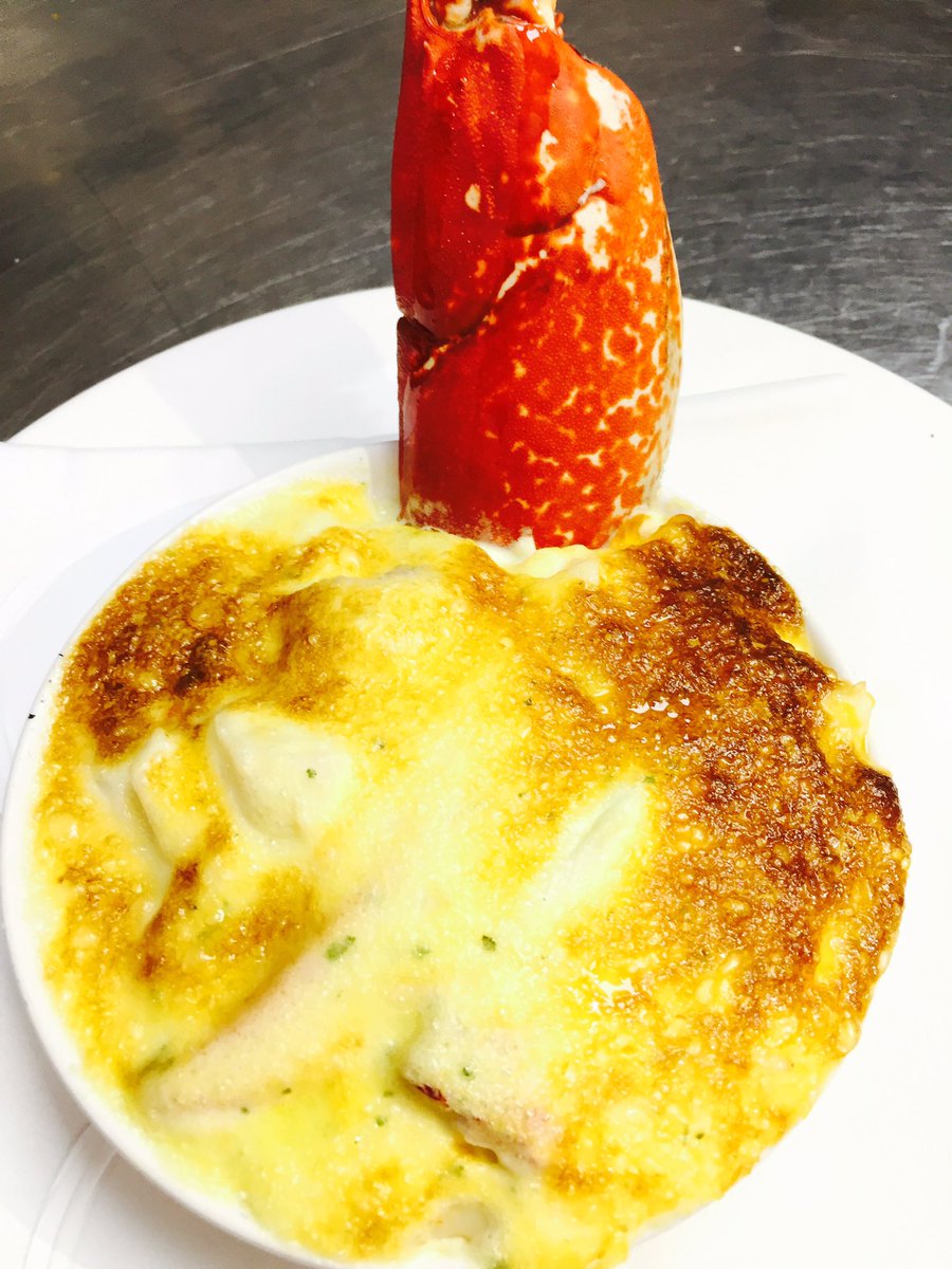 Lawrence_Keogh's tweet photo. Lobster Omlette Arnold Bennet 
@NewStreetGrill @BBCFood @BBCGoodFoodShow ❤🍾🍸🍸 yum https://t.co/VoDErEOn2e