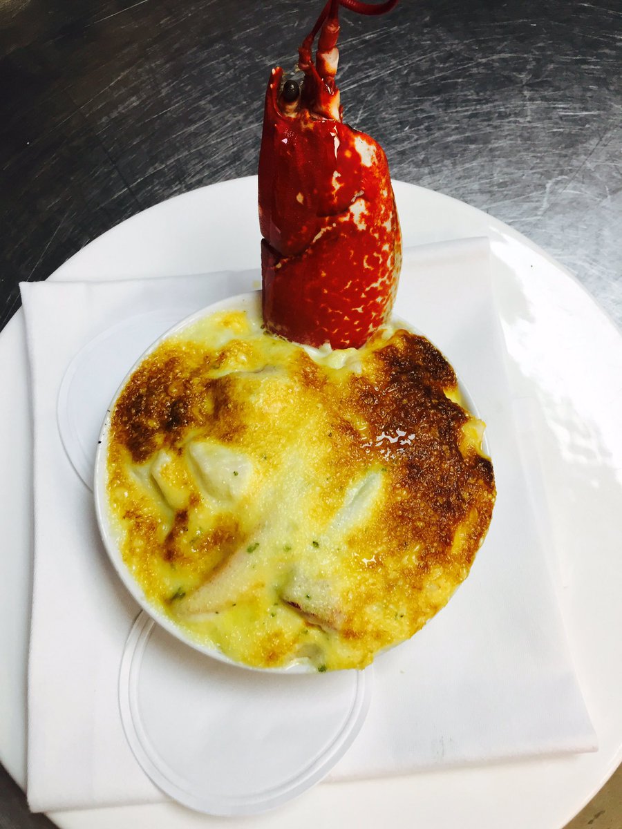 Lawrence_Keogh's tweet photo. Lobster Omlette Arnold Bennet 
@NewStreetGrill @BBCFood @BBCGoodFoodShow ❤🍾🍸🍸 yum https://t.co/VoDErEOn2e