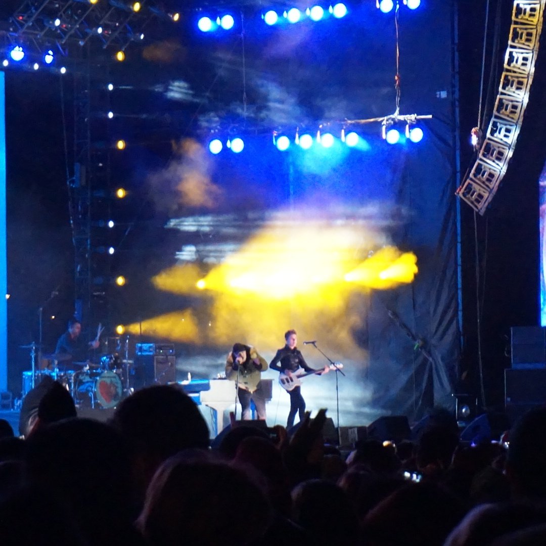  happy bday from Tampa. (Gavin degraw) 