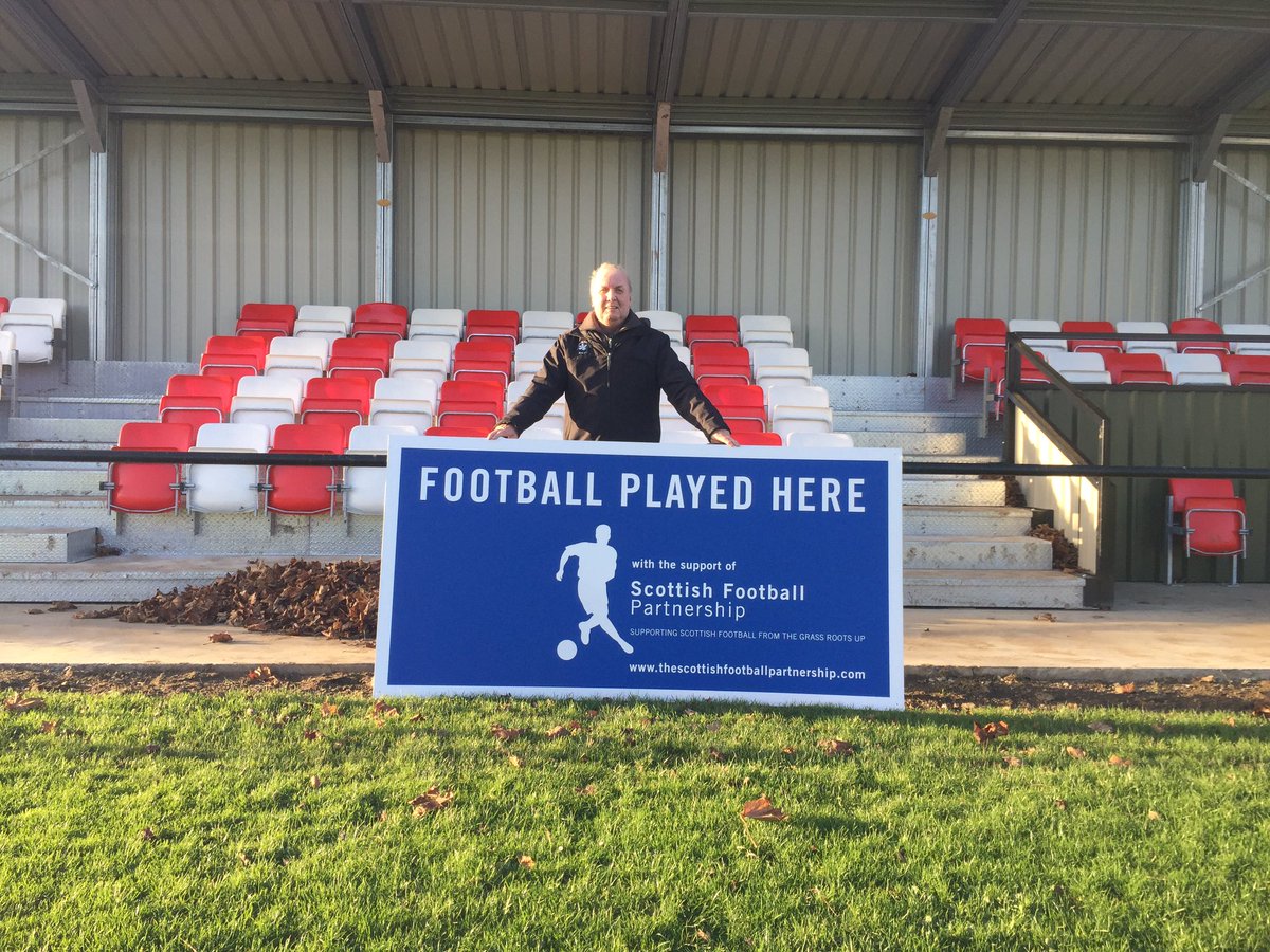 SFP_football's tweet photo. Fantastic visit today  @EasthousesLily following recent Award to support | New Spectator Enclosure| @sfa_southeast @scottishjuniors @midgov https://t.co/dScu2iM2Of