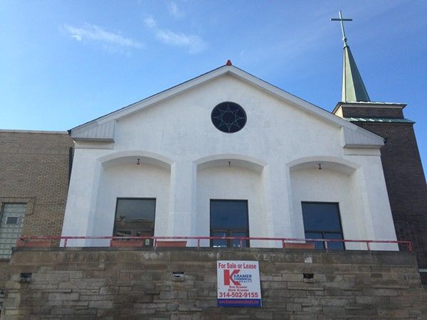 DoyleMurphy's tweet photo. The Dojo Pizza church is for sale in Bevo as child porn case drags on. https://t.co/XWzai3nhv6 #dojopizza #notpizzagate https://t.co/YJpRQ4lCTV