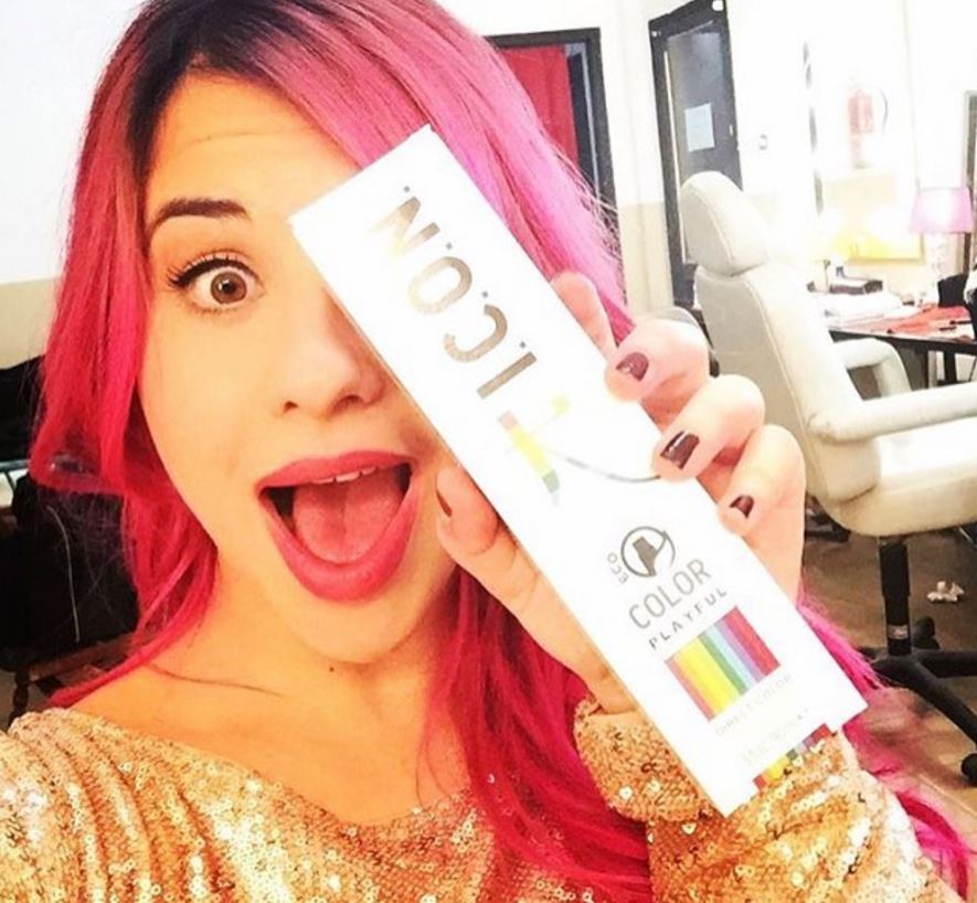 The face you make when you have I.C.O.N #PlayfulBrights in your life! ❤️💜💗💙#haircolour. Thanks to <a href="/ICON_es/">I.C.O.N. Spain</a> for sharing.