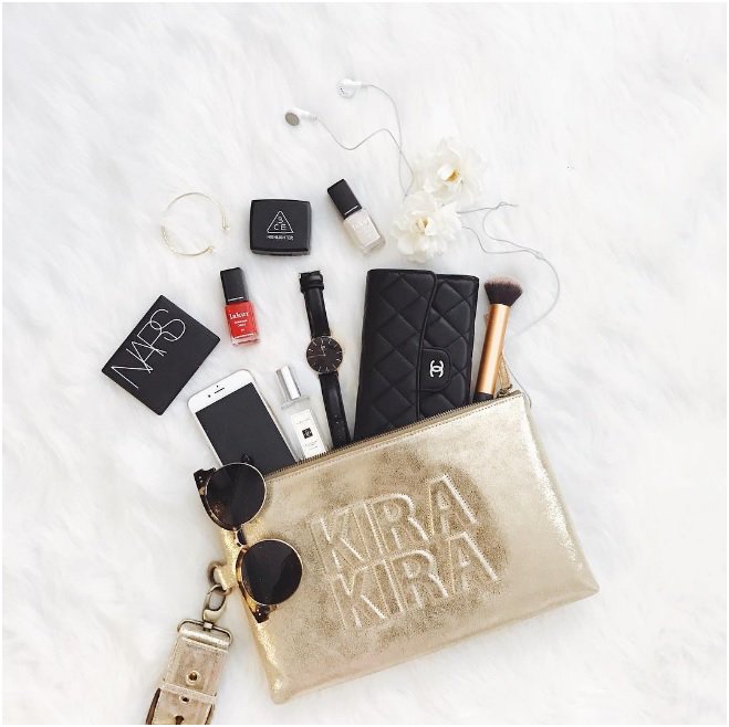 LONDONTOWNUSA's tweet photo. New year, new bag &amp; lakurs with #RunwayOntheGo. https://t.co/371oSftb4G