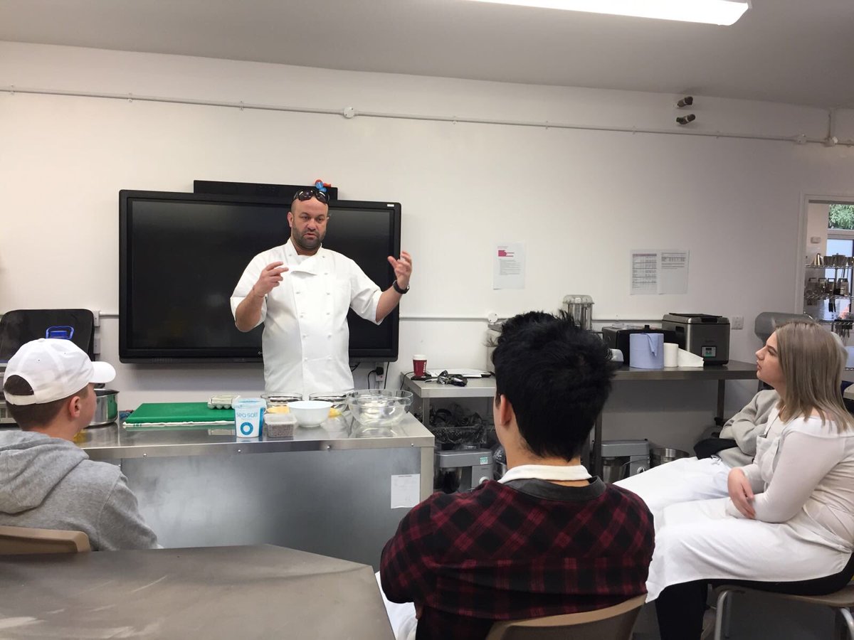 TheKitchenNN8's tweet photo. @charlieboychef teaching our young chefs about provenance #SYC what an amazing demo cheers Charlie x https://t.co/Im0y3oXpT6