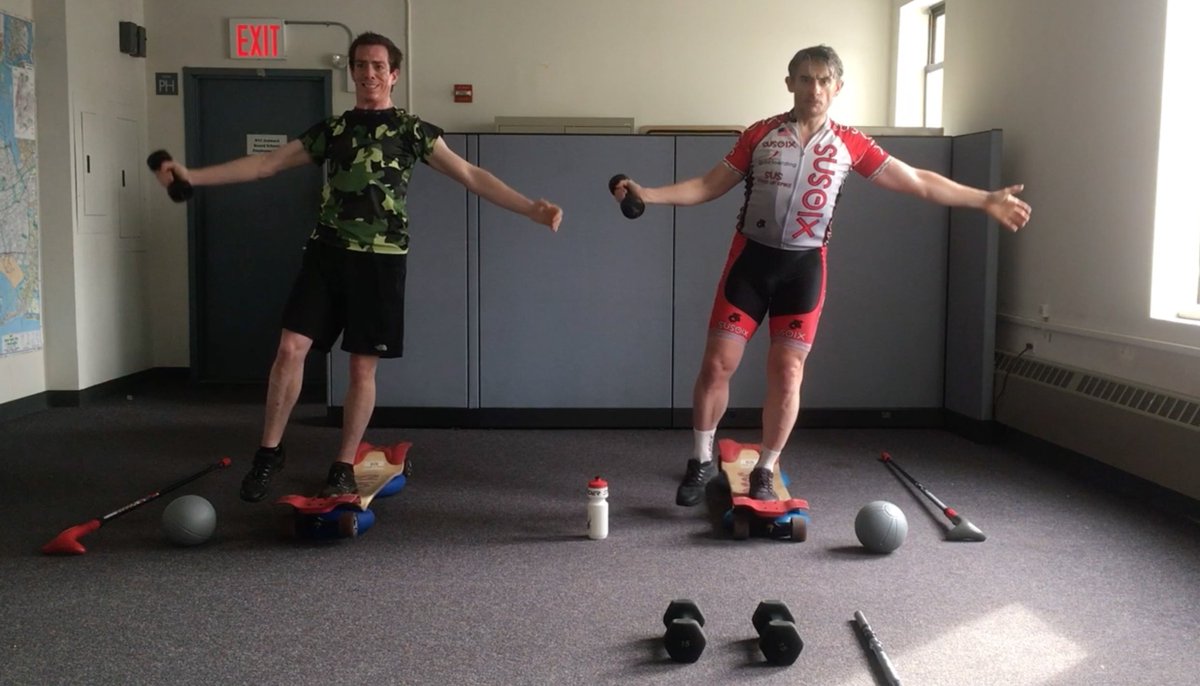 SpikeBasing's tweet photo. #SpikeBasing with 6lbs dumbbell over the centerline on cushions. Repeats on this are fantastic. #FitnessMotivation #fitness https://t.co/E9BS7tBP9T
