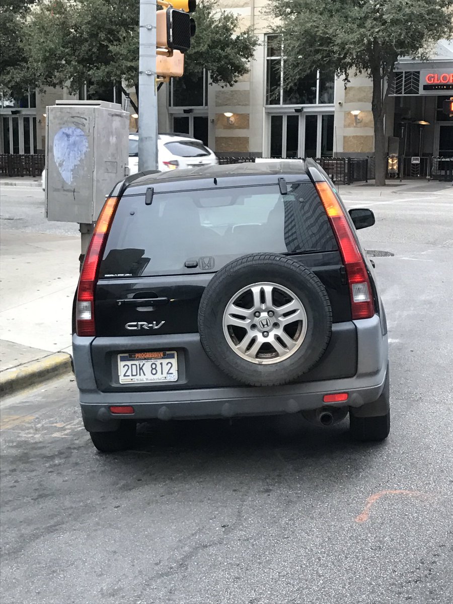 ekbray73's tweet photo. @Austin_Police Why is it that when I call you take forever to respond? Waited over 15 min w/o response. #impedingtraffic https://t.co/5i0Gqdg4dK