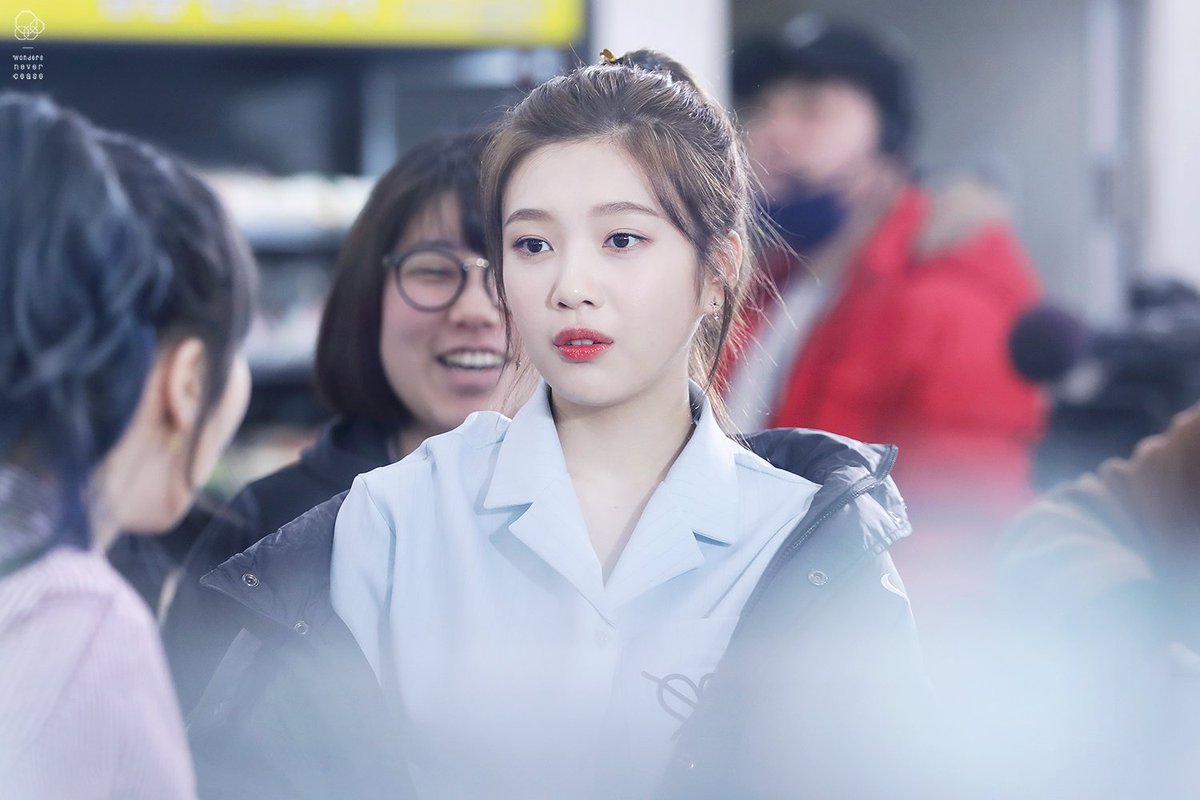 WNCJOY's tweet photo. 170111 편의점을 털어라 3p

https://t.co/H2Ya54VVe8
https://t.co/0KsDxZwjAb
https://t.co/SLlLRWg2oN

#Redvelvet #레드벨벳 #Joy #조이 https://t.co/0BaRIapTgr