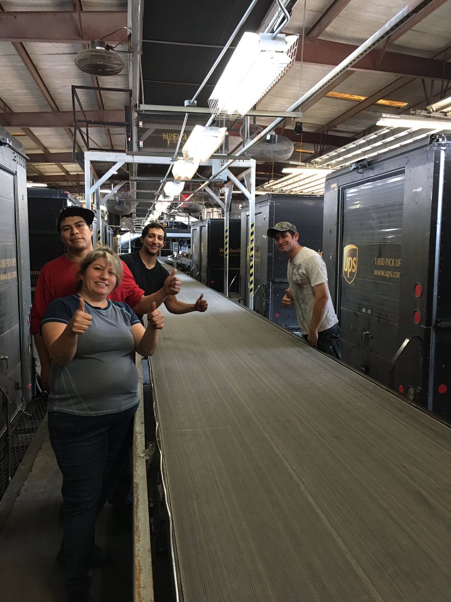 Jacobgarza809's tweet photo. McAllen wrapped Day 3!!! #redriversafety #doorsdown @RayAnctil @Roger_Rosas13 https://t.co/qHJjlvqp3y