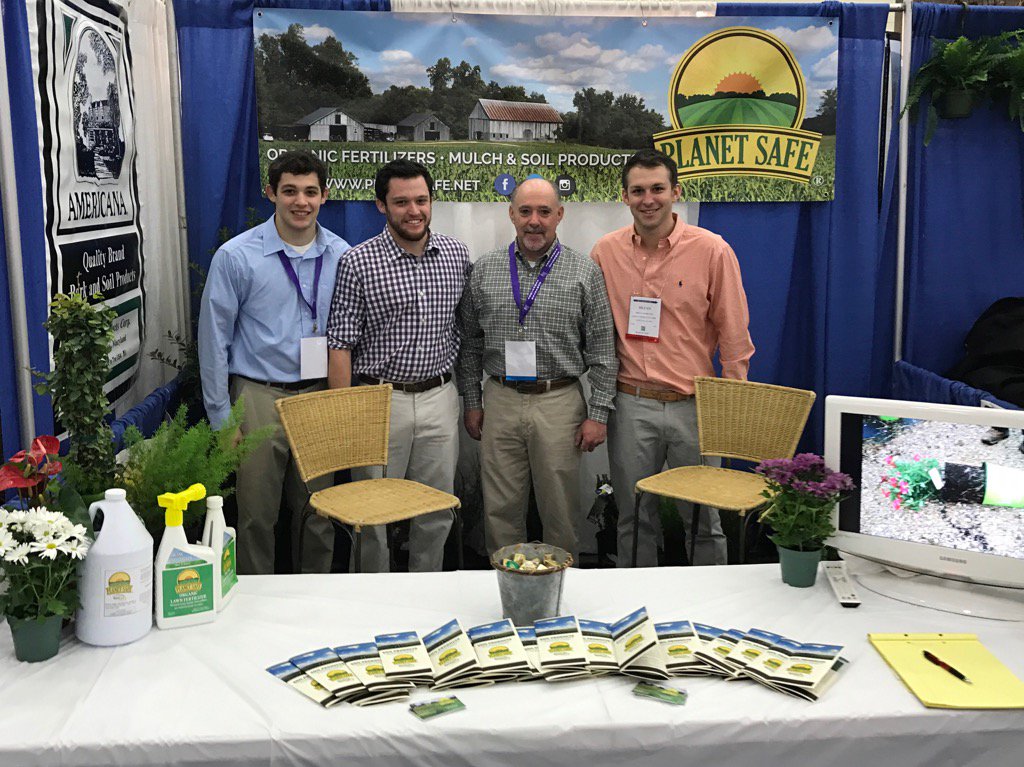 WeArePlanetSafe's tweet photo. The second and third generations of Planet Safe here at #mants2017 Come see us at Booth 631!#planetsafe #bmore https://t.co/k6xMkAPCNC