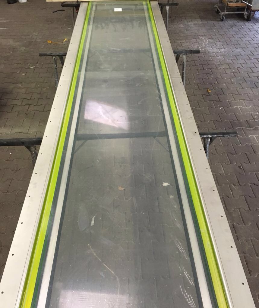 u_windows's tweet photo. First step of our testing procudere. Window is fill with special liquid. after that we do the pressure test. https://t.co/Hio6TEEfTw