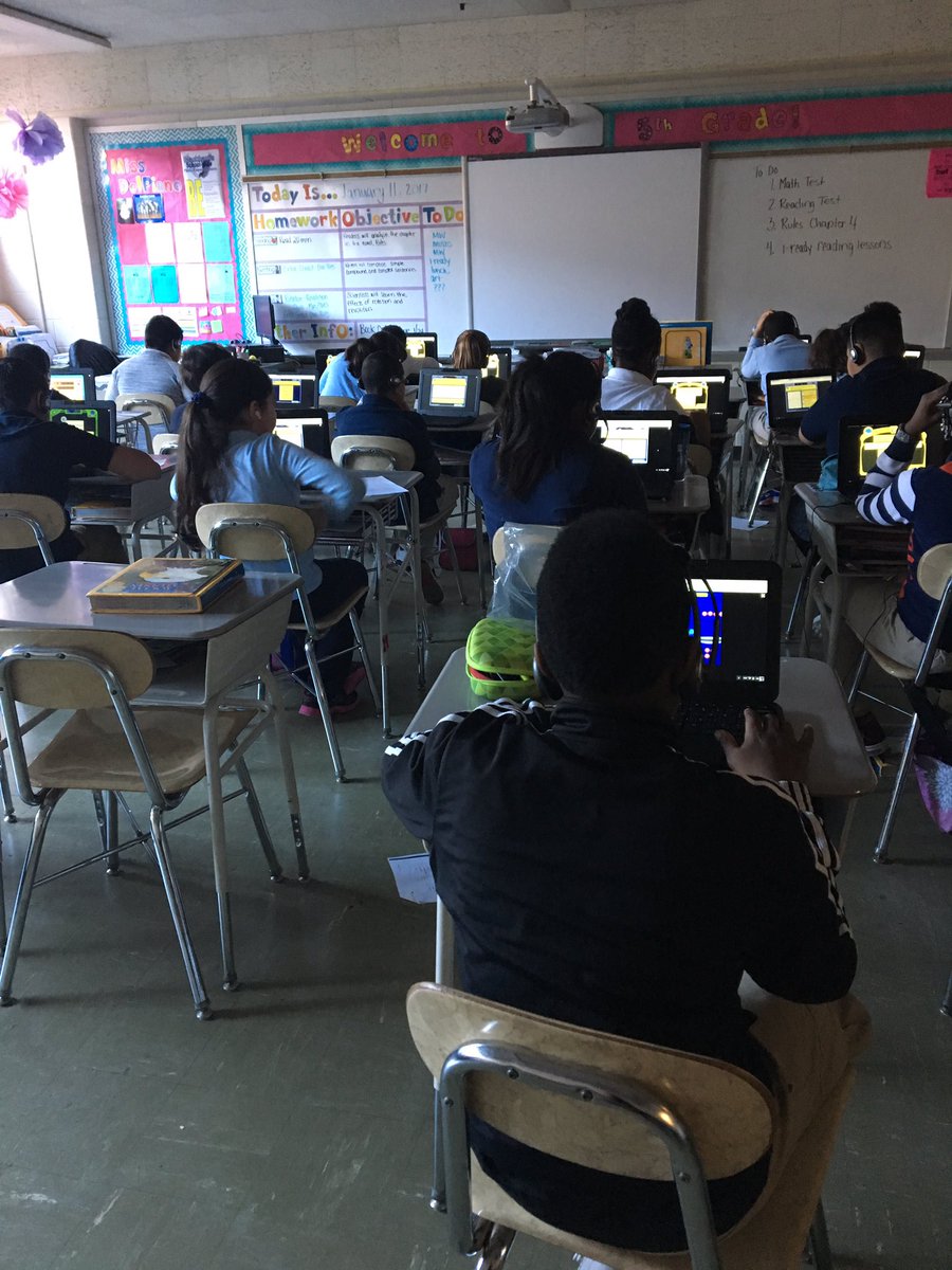 BlackhamRoom119's tweet photo. Perservering through our i-ready benchmarks this week! 👩🏾‍💻👨🏽‍💻👩🏼‍💻👨🏿‍💻#smartiepants #fifthgraderocks #hardworkers https://t.co/QkMojZQzRy