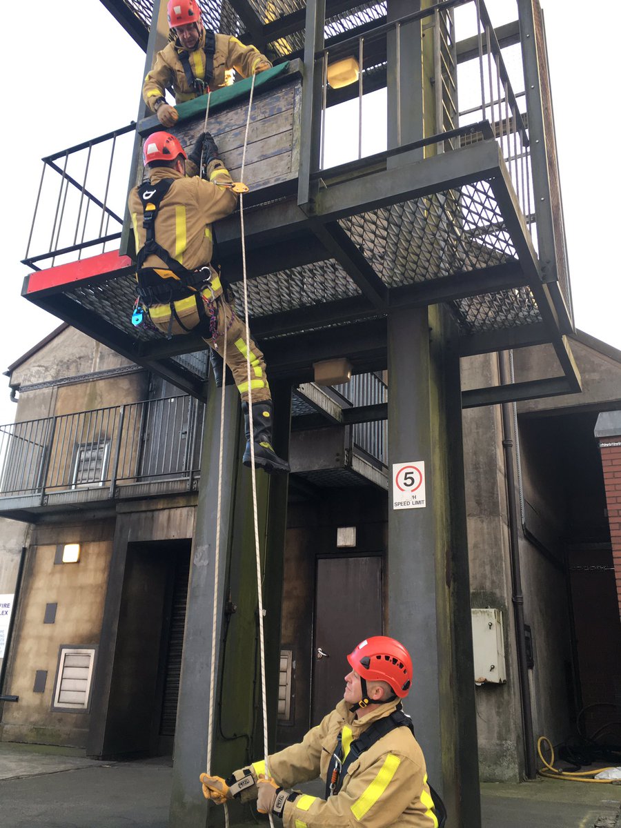 Wellington Station tweet media