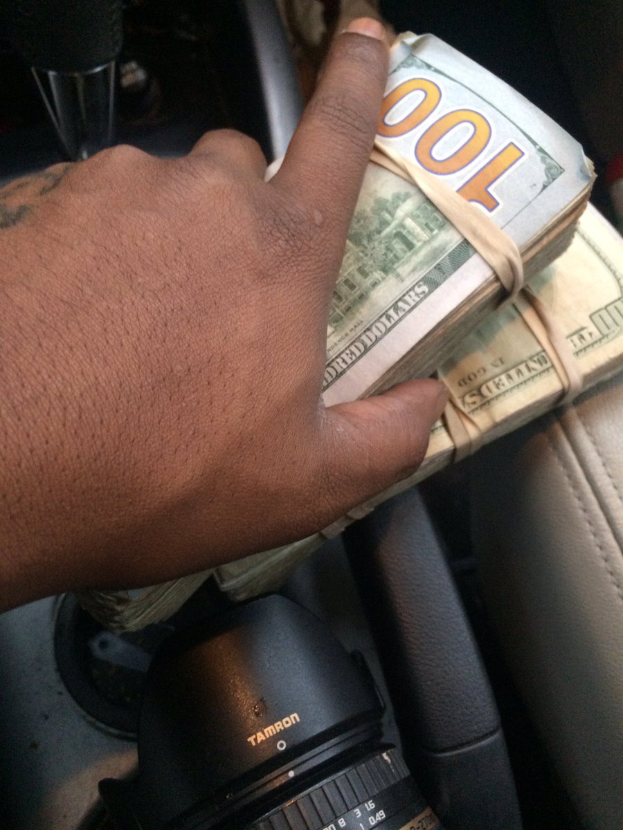 rocshotdat's tweet photo. I got big moves to make!! #RocShotDat πΈβπΎ https://t.co/BtsmaREFKw