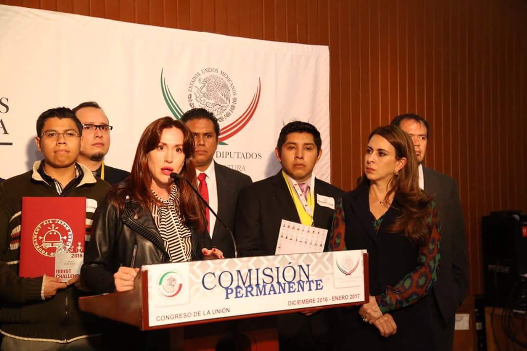 IPN_MX's tweet image. #OrgulloIPN La Cámara de Diputados reconoció participación de politécnicos en All Japan Robot Sumo Tournament 2016. bit.ly/2jh3tch