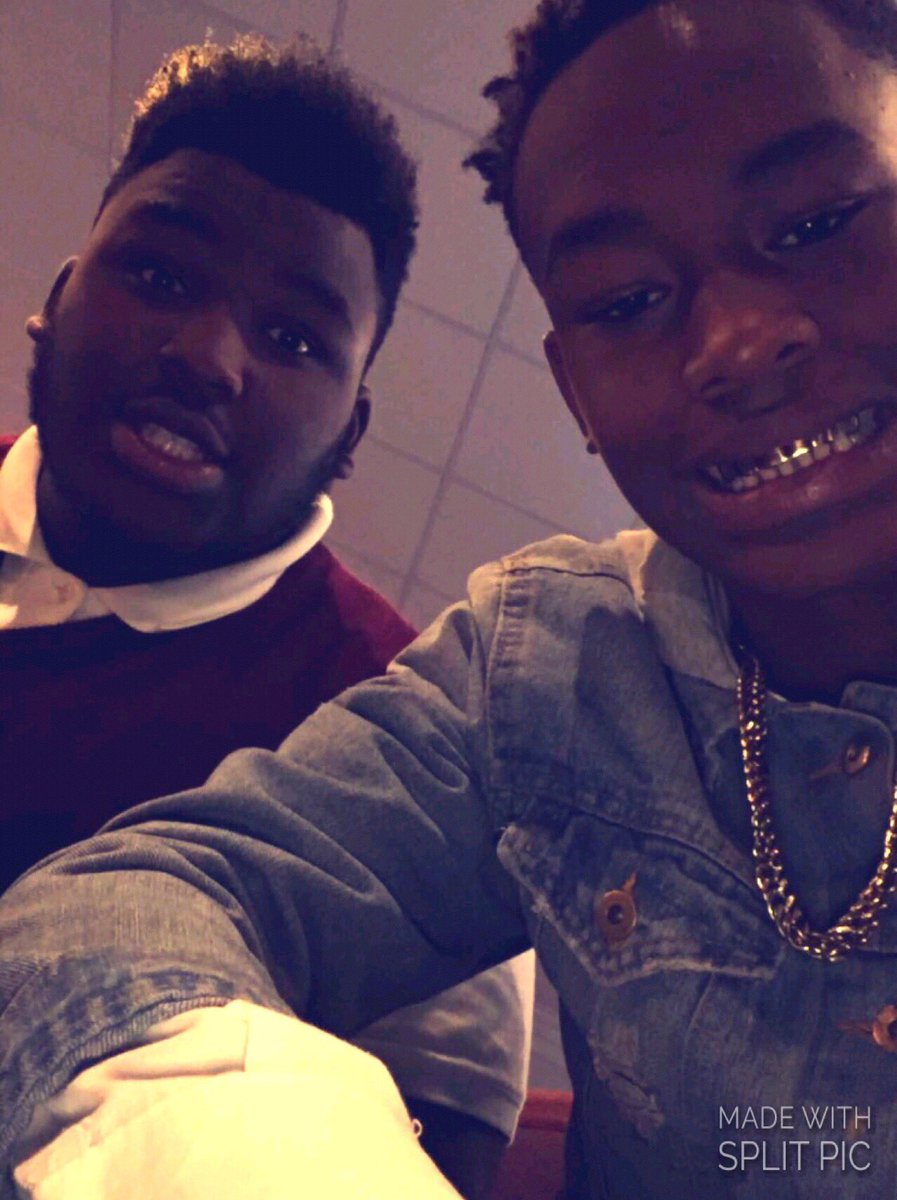 YoungGucci438's tweet photo. Bag Boys 🗣💪⛽️🖕🔥😬🔌🙅‍♂️ https://t.co/dwoa3iKn8r