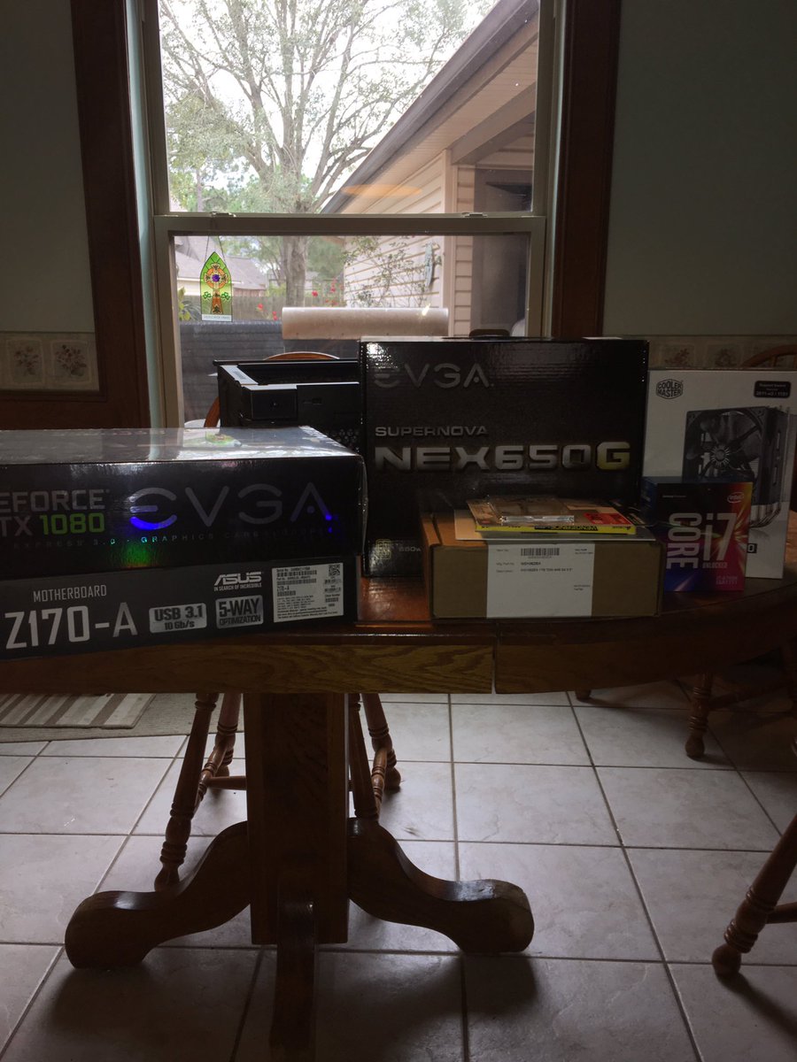 Post 1/3. Got with a good friend of mine <a href="/TheStooge_BDF/">Patrick Odell</a> to build a new PC. #evga #nvidia #evga1080gtxftw #intel #inteli7 #asus #letsgeaux
