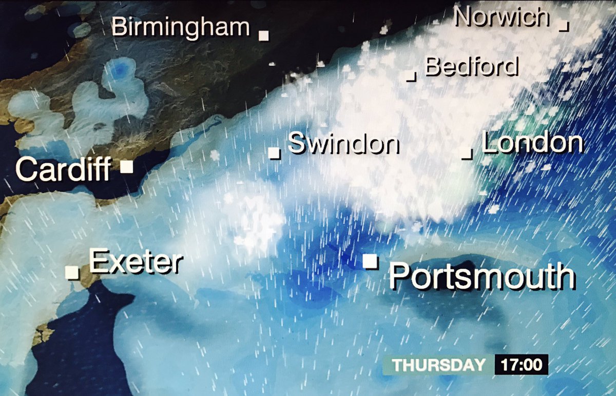 bbcweather's tweet photo. Snow possible across parts of southern Britain during tomorrow evening's #RushHour. Be prepared for disruption to travel. #UKsnow TomaszS https://t.co/1oZdjx7d5Y