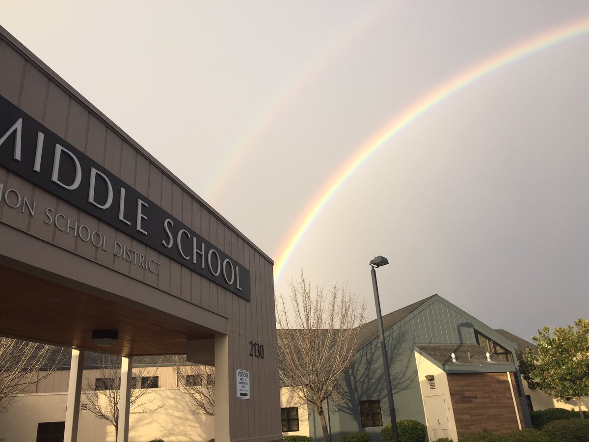 kajobrien's tweet photo. I found the pot of gold at the end of the rainbow! #teamUMS https://t.co/2916TSJuDu