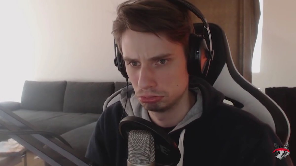blueflash75's tweet photo. Da waren so viele tolle Emotionen in diesem Video :D Das macht Hearts Medicine so mega geil @BergmannToGo https://t.co/XzTeUQfJlM