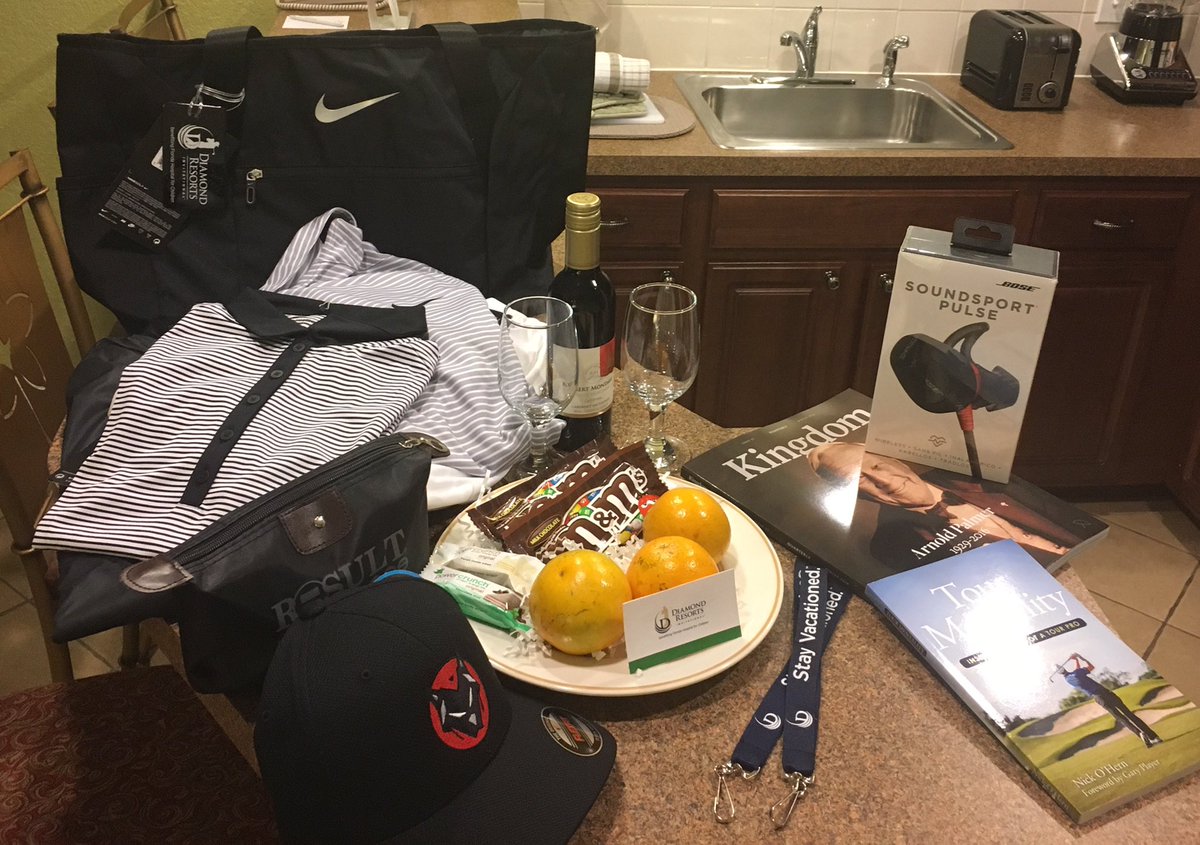 RustTanner's tweet photo. What a welcome in FL for #DRIGolf this week! Excited to be part of this event. Thank you @diamondresorts for the opportunity #DRIGolf https://t.co/Hu4Jmf01zh