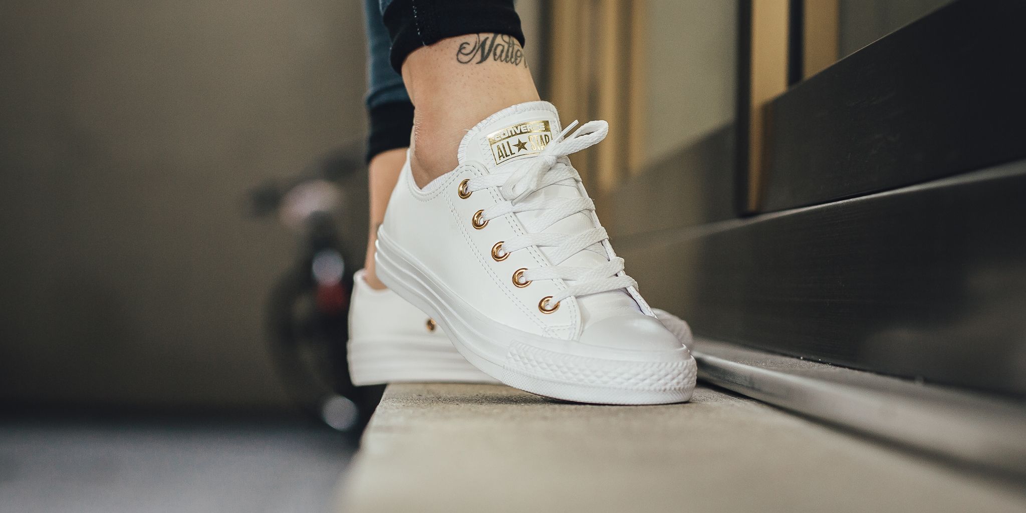 Have en picnic Tilpasning taxa Titolo on Twitter: "NEW IN! Converse Ctas Ox - White/Gold/White SHOP HERE:  https://t.co/msN6SeydOf https://t.co/I8ZTd7BzrP" / X