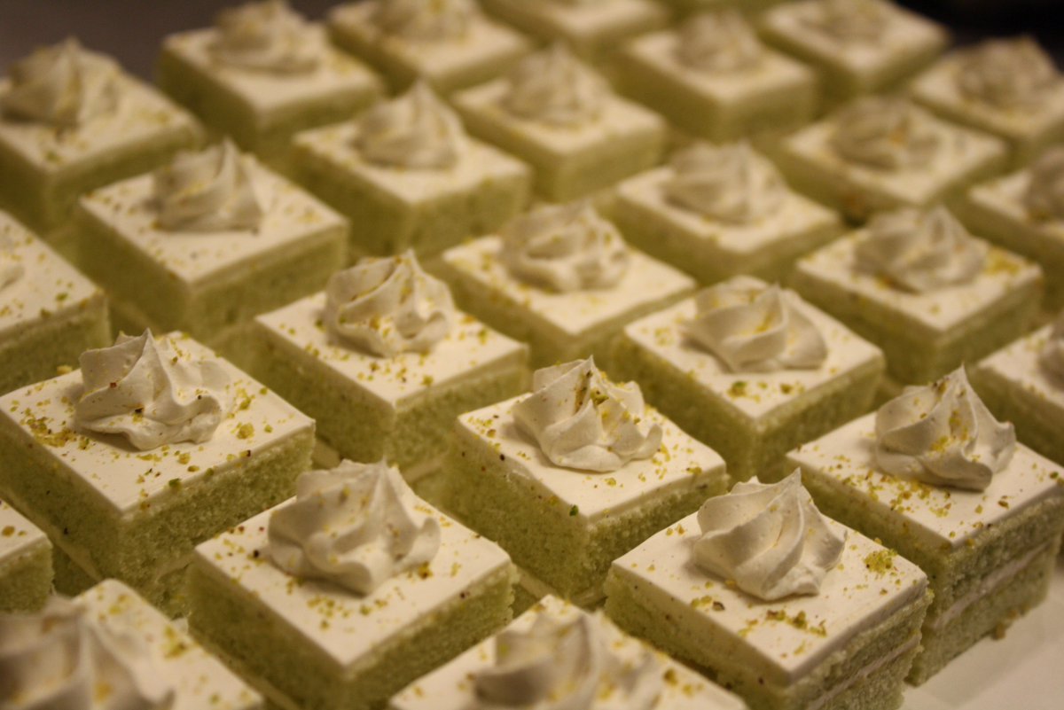 TheDessertLab's tweet photo. Petit fours - Pistachio cake with Cardamom Mousse. https://t.co/TdgPDzBo3g