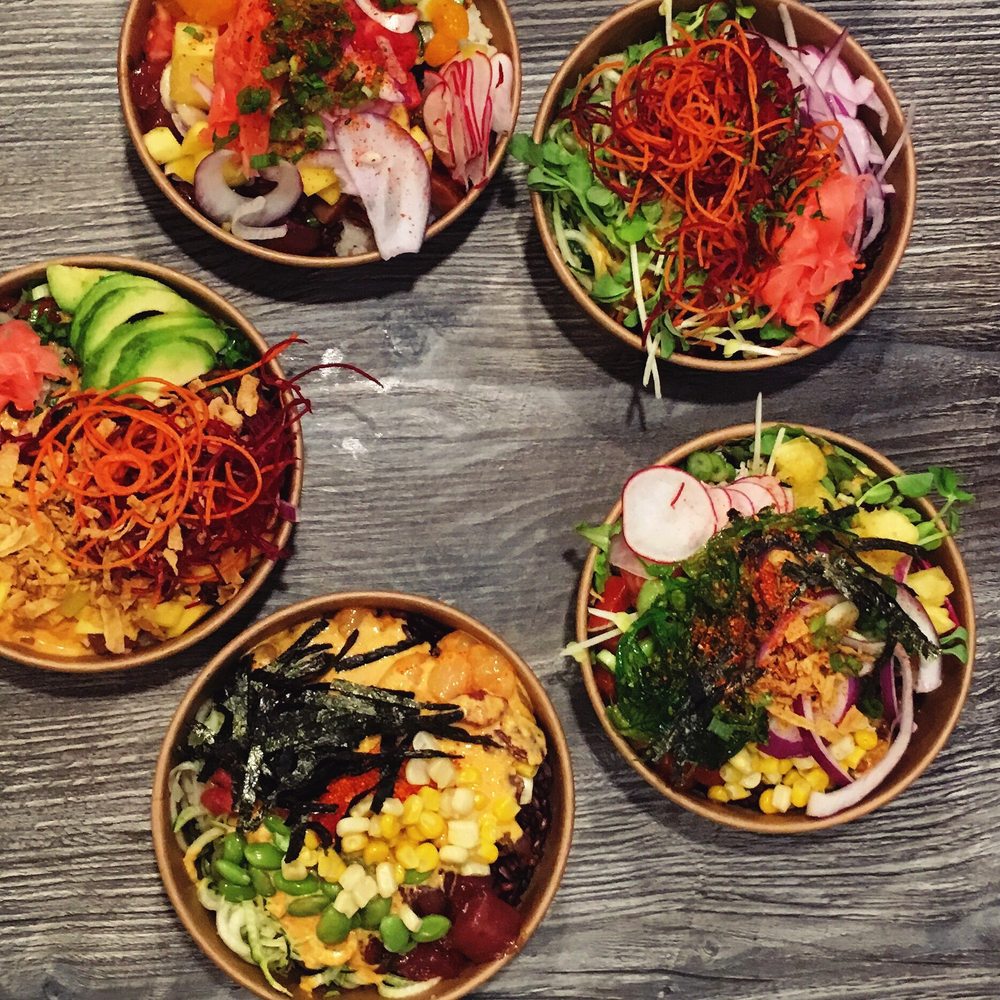 FanDineVancity's tweet photo. Loving the super fresh proteins,purple rice, zucchini noodles and unlimited toppings😍#pokebowl #gastown #skiptheline #fandine https://t.co/Fzf9uIeztS