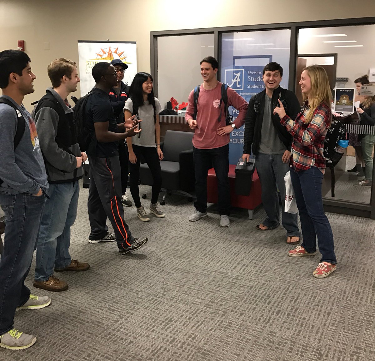 UAInvolvement's tweet image. It may be the first day of classes, but these @UofAlabama students are already brainstorming a new student org! #involvedUA