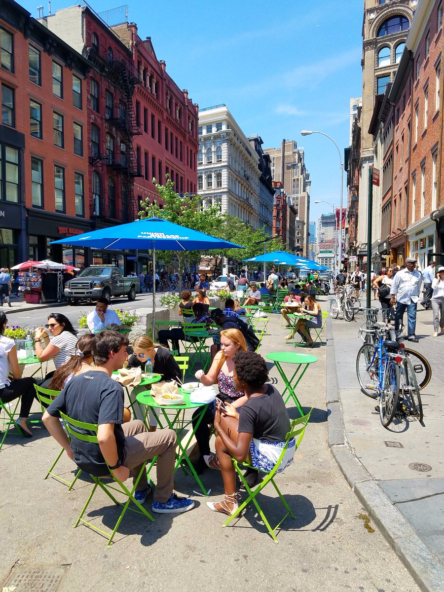 brigham's tweet photo. Ideas for Downtown LA: What We Can Learn from #NYC with Road Diets, Pedestrian Plazas https://t.co/etDIDG6SI6 @JSadikKhan https://t.co/MfDo2H14nZ
