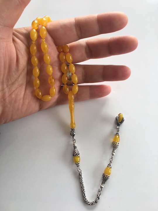 Hayat bazen tesbih gibidir yeri geldimi Sallamak gerek