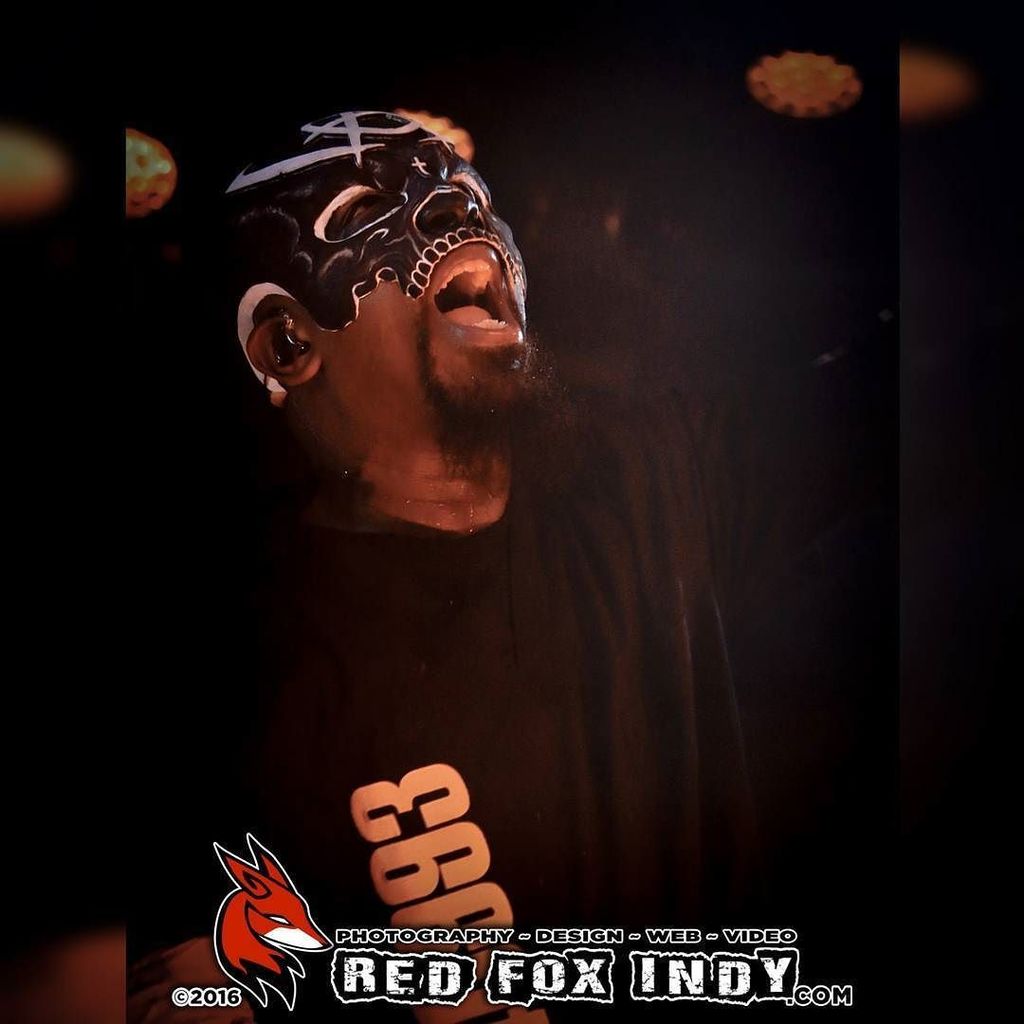 RedFoxIndy's tweet photo. Tech N9ne - Calm Before the Storm Tour

#TechN9ne #RedFoxIndy #ConcertPhotography #Hiphop #StrangeMusic #Strange #S… https://t.co/b6jOoQyau9
