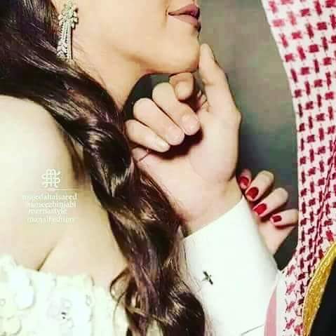 #انا_ما غليك_لجل_المًخاليق_تغليك.. 
#بس_ انا_اغليك..
 #لجل _أّلغلا_لايق_عليك..❤