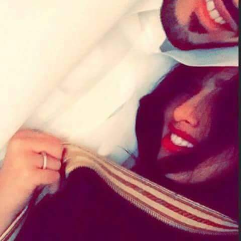 مــا كـل من قــال يـغـلـيـک :#يـغـلـيـكك

هــوو كــل مسـلــم فـي زمـنــا #يصــلـي !'♕