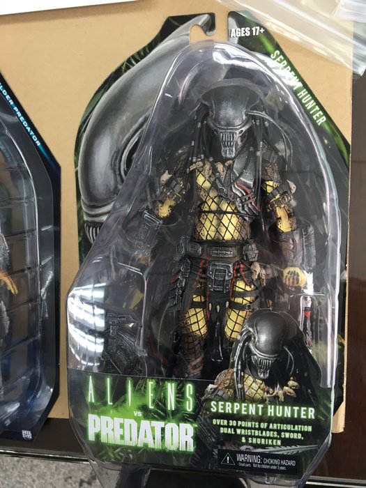 neca serpent hunter