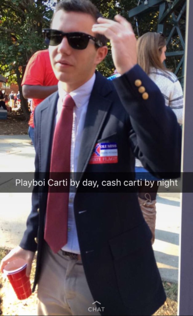 wakeboardcurt's tweet photo. I run Oxford #massdayuniform https://t.co/puWhxmf9Z3