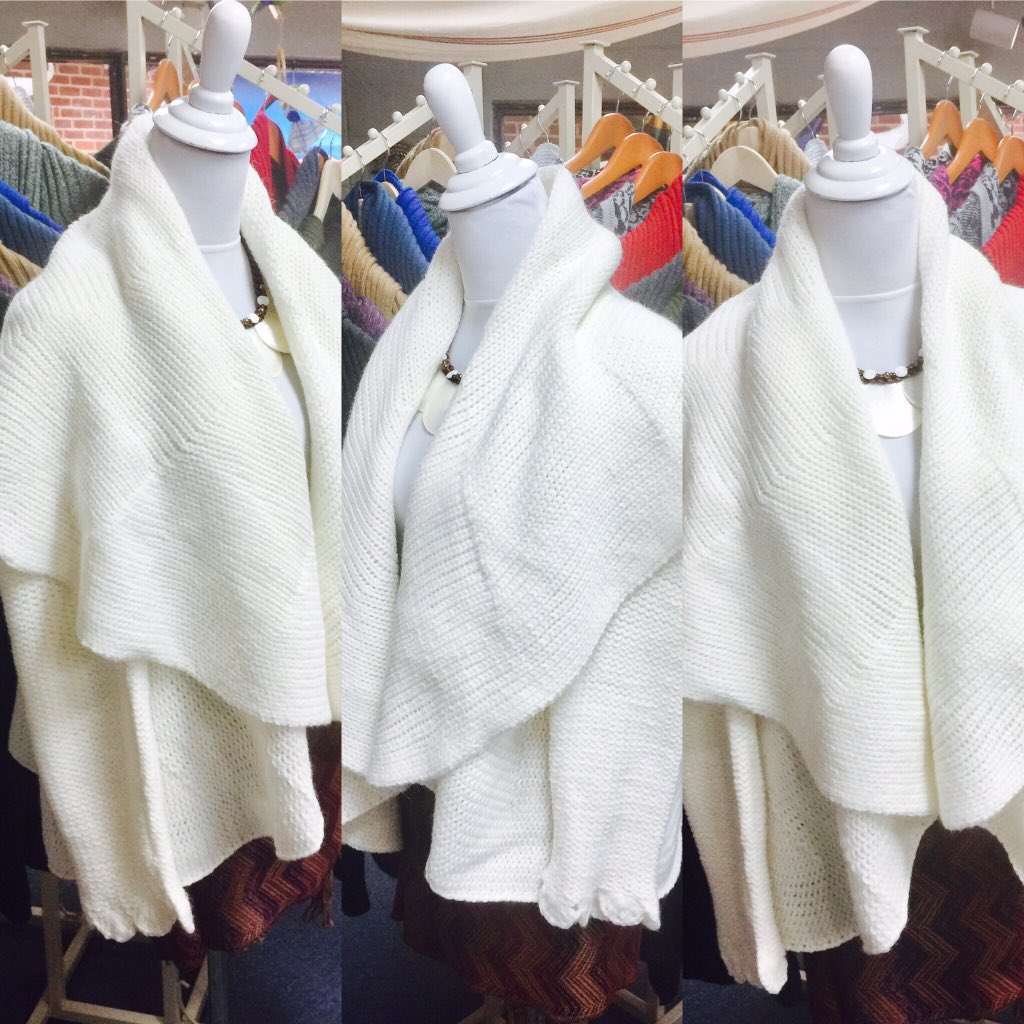 storeincaruins's tweet photo. #Alpaca #shall #fairtrade #babyalpaca #sweater #cape #vintage #boutique #wool #bohemia #fashion #bestwool #rehobothbeach @storeincaruins https://t.co/EJfY9HCtz8