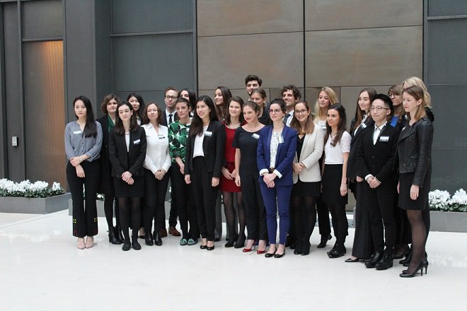 LVMH on X: We are proud to welcome the 28th promotion of the LVMH @essec  Luxury Brand Management Chair at our headquarters in Paris, and to  celebrate 30-year commitment to young talents ! #