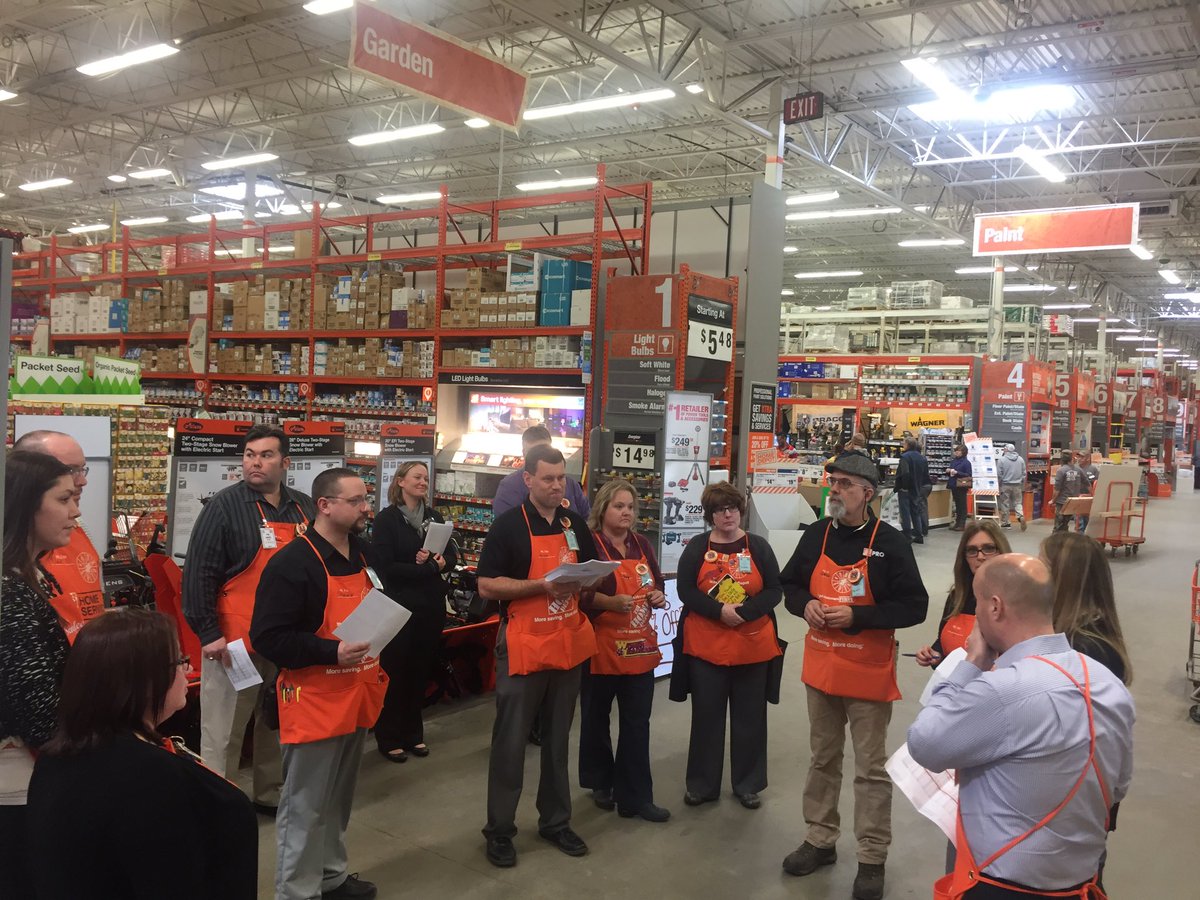 Jay Worrell (@worrelljay) on Twitter photo <a href="/PaulDeveno/">Paul Deveno</a> <a href="/Lisachiras/">Lisa Chiras</a> <a href="/DelvecchioA/">Andrea Del Vecchio</a> Paul sharing with Team Auburn, the importance of enhancing behaviors to drive a positive result. <a href="/PaulDeveno/">Paul Deveno</a> <a href="/Lisachiras/">Lisa Chiras</a> <a href="/DelvecchioA/">Andrea Del Vecchio</a> Paul sharing with Team Auburn, the importance of enhancing behaviors to drive a positive result.