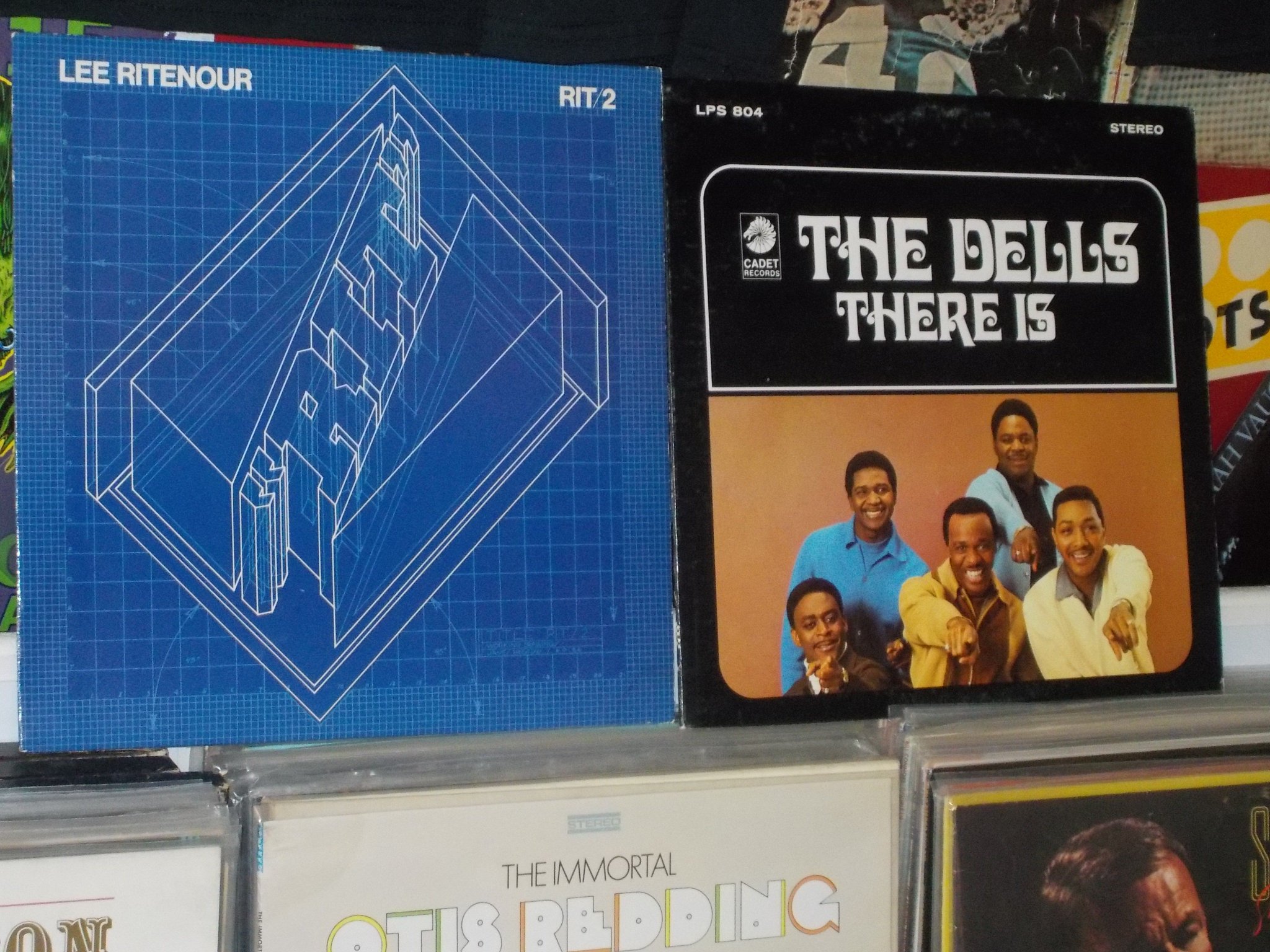 Happy Birthday to Lee Ritenour & Chuck Barksdale of The Dells 