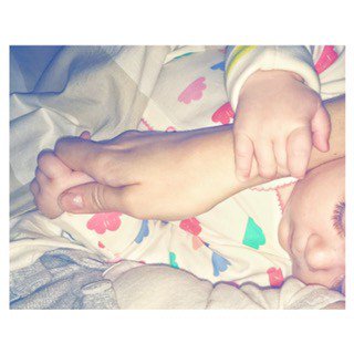 giuliadeh's tweet photo. E qualcosa rimane. https://t.co/eiFk4Mdi3F https://t.co/6qawJ38Q30